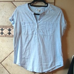Lucky Brand button V neck tshirt Medium